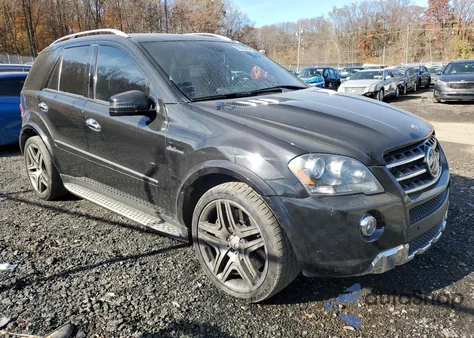 2011 Mercedes-Benz Ml 63 Amg z USA, uszkodzony, nr VIN 4JGBB7HB4BA684061